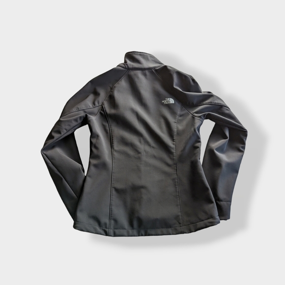 The North Face® Ladies Apex Barrier Soft Shell Jacket - Picture 6 of 7